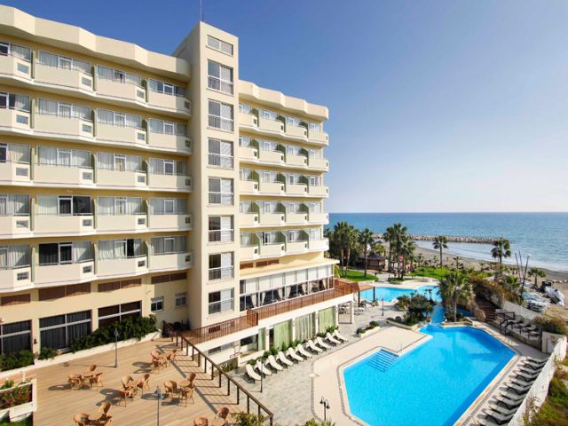 exterior_at_the_Lordos_Beach_Hotel