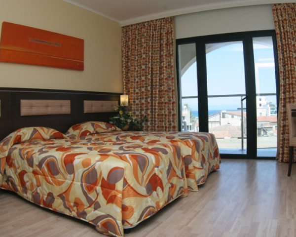 hotel-livadhiotis-city-212-4