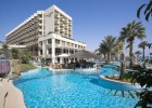 pool_at_the_Golden_Bay_Beach_Hotel