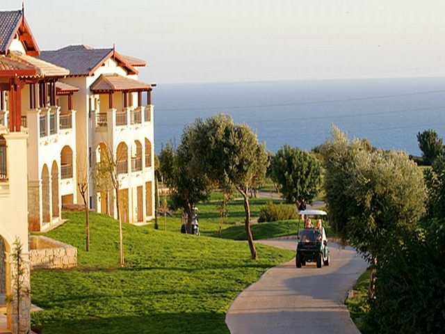 golf9_at_the_Intercontinental_Aphrodite_Hills_Resor