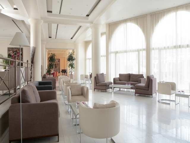 lobby123_at_the_Golden_Coast_Hotel